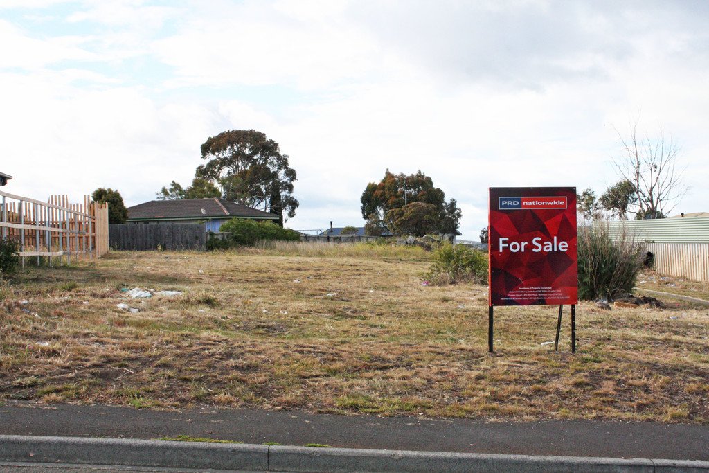 27 Saladin Circle CLARENDON VALE 1