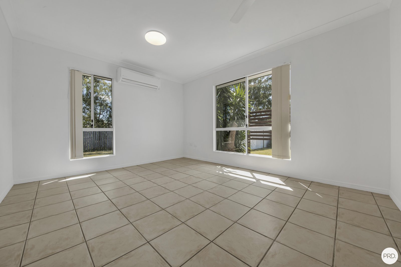 27 Saxonvale Court NEW AUCKLAND 2