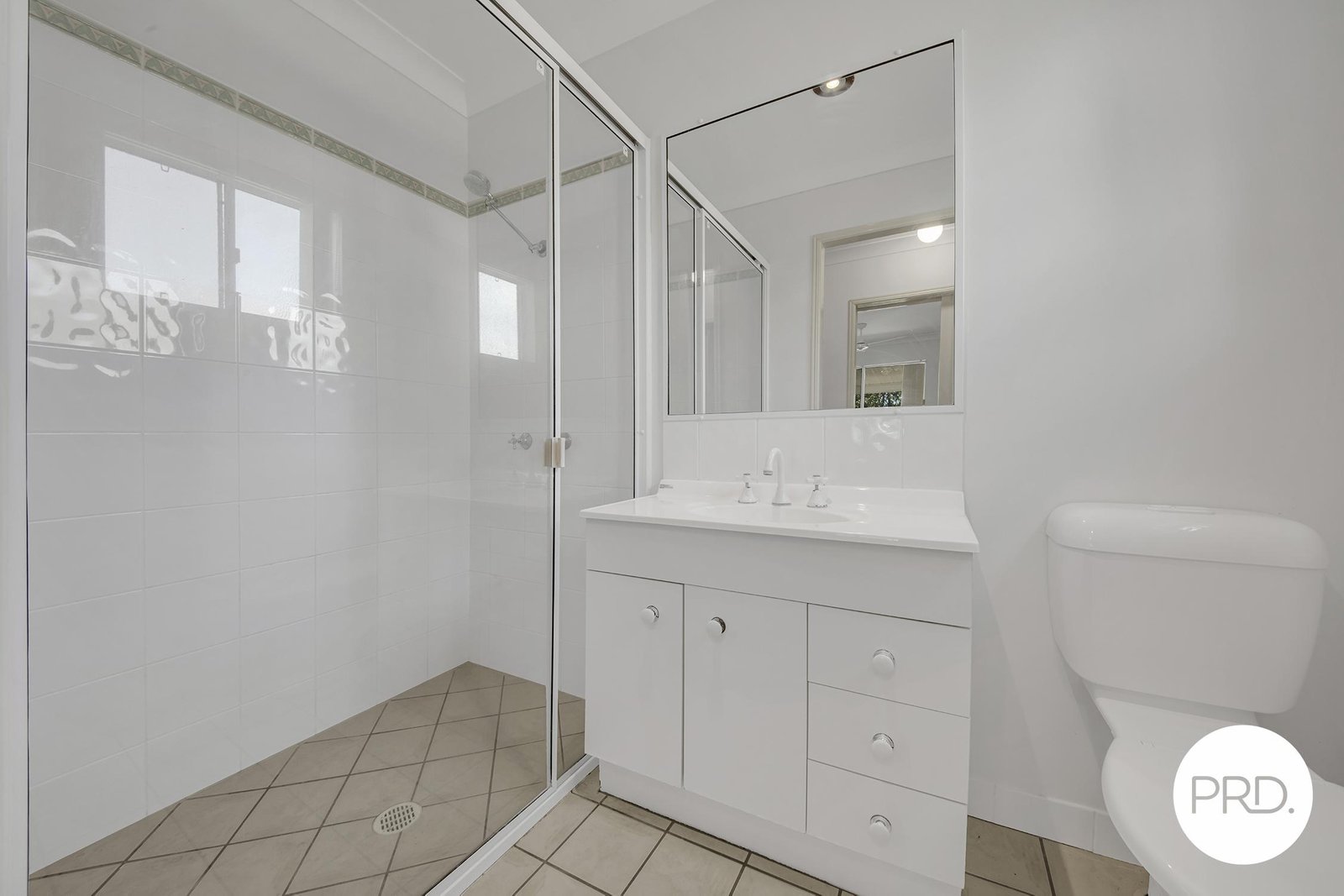 27 Saxonvale Court NEW AUCKLAND 11