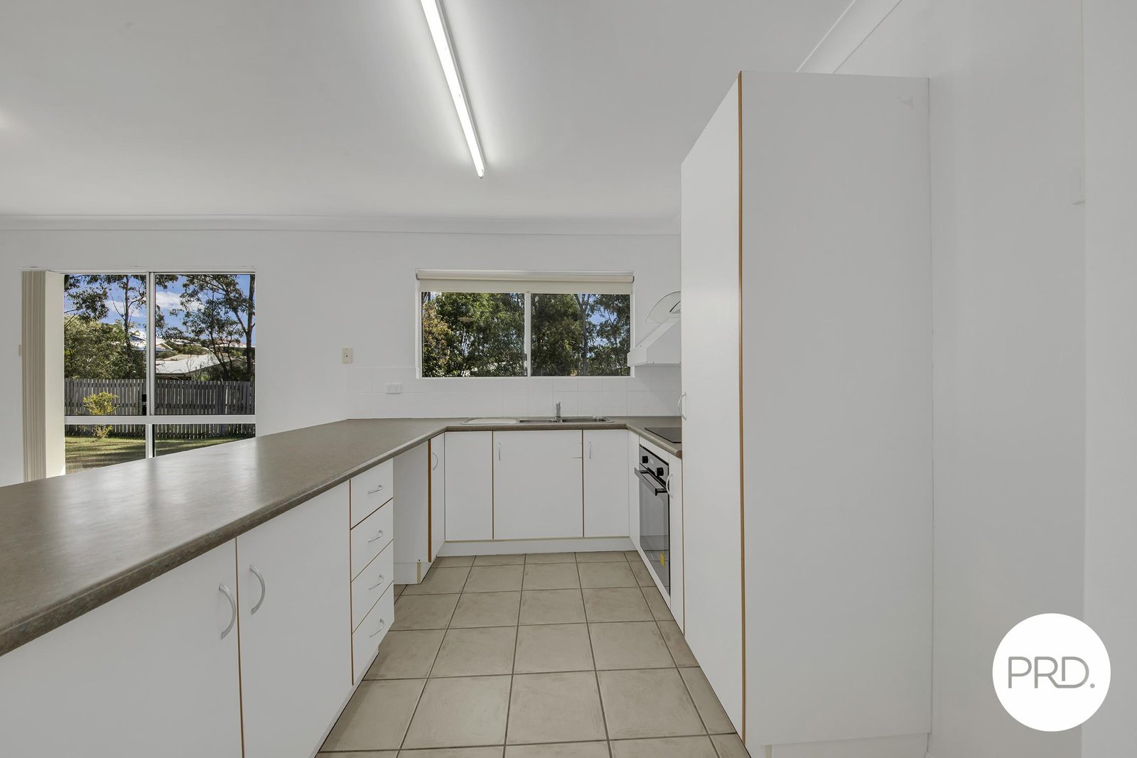 27 Saxonvale Court NEW AUCKLAND 4