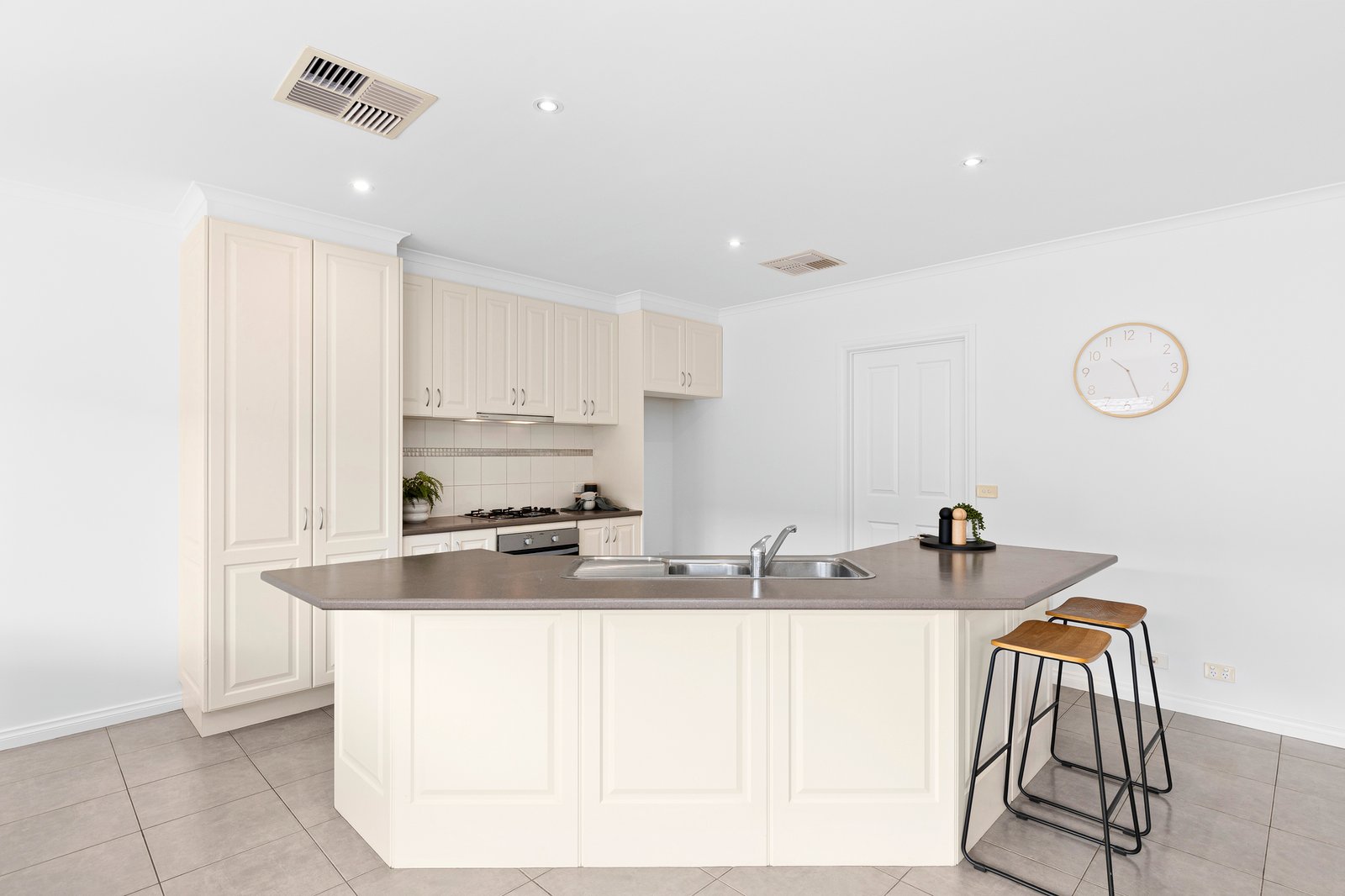 Gallery: 2/7 Scarlett Street