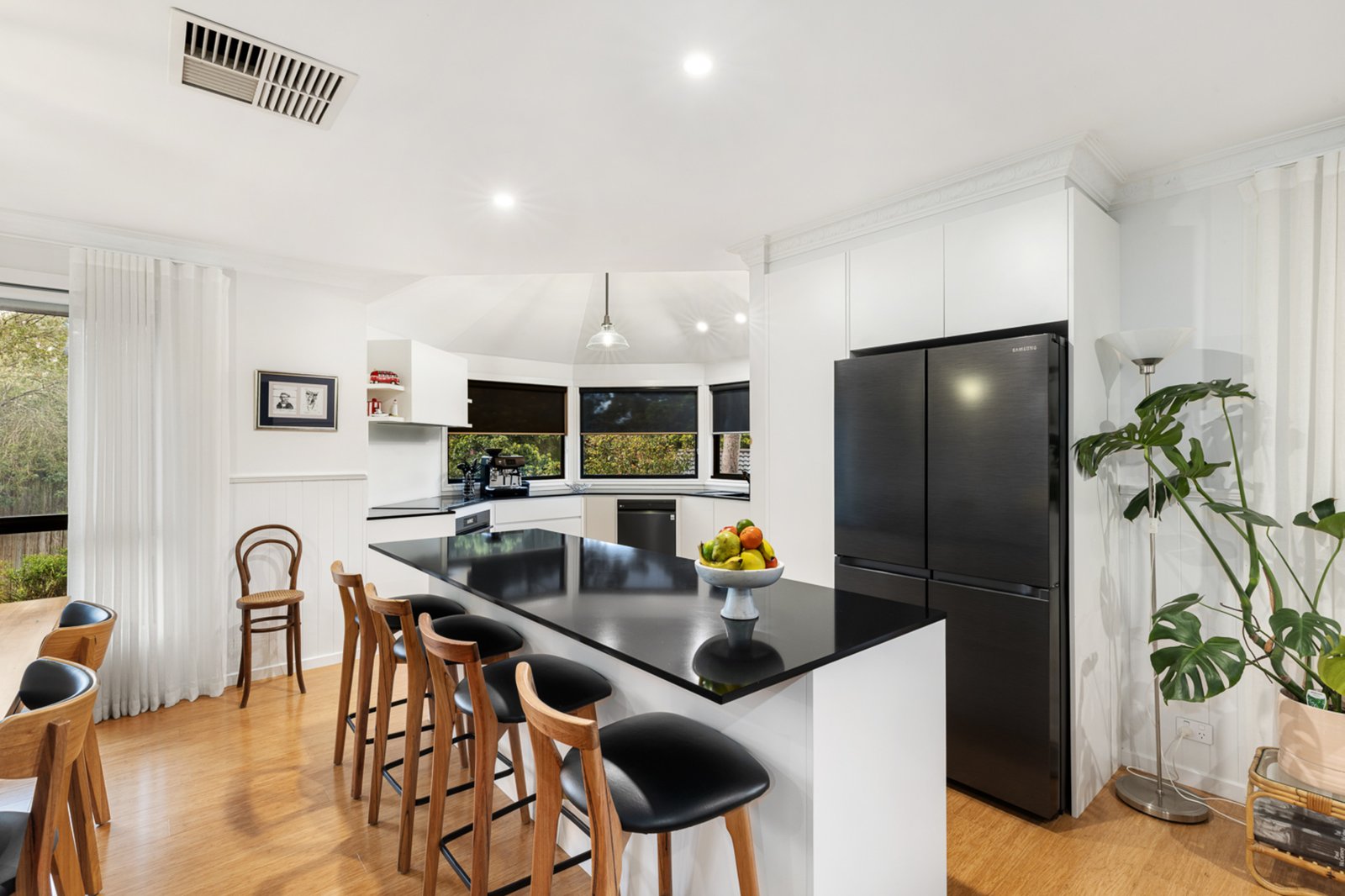Gallery: 27 Scenic Crescent