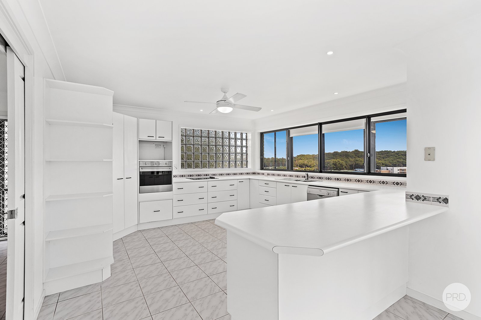 27 Scott Circuit SALAMANDER BAY 2