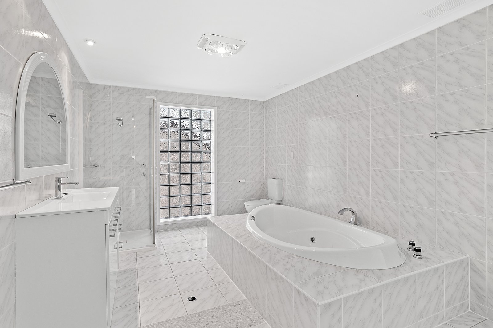 27 Scott Circuit SALAMANDER BAY 15