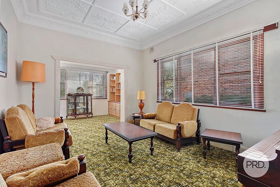 27 Seaforth Avenue OATLEY 2