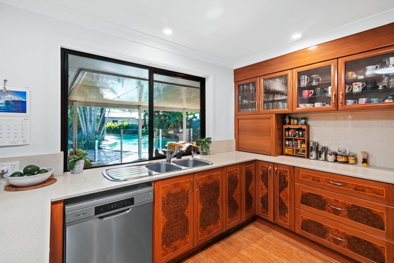 27 Sequoia Close ELANORA 8