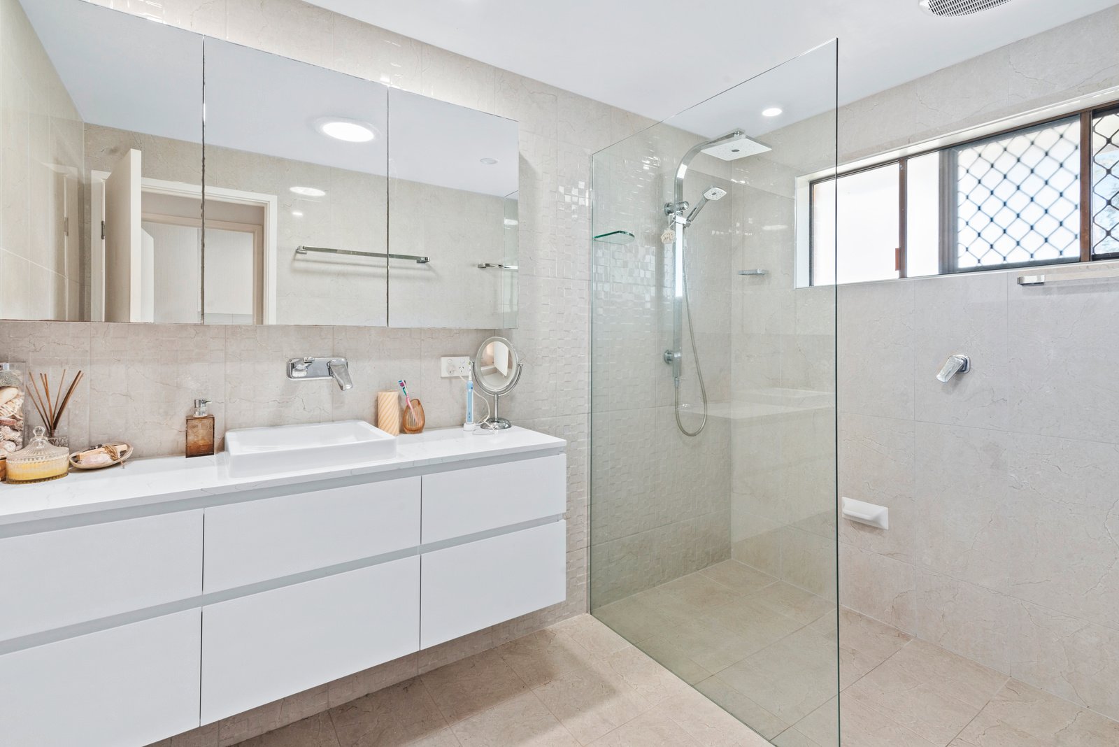 27 Sequoia Close ELANORA 14