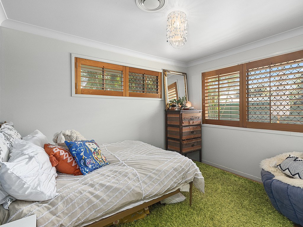 27 Sequoia Close ELANORA 6