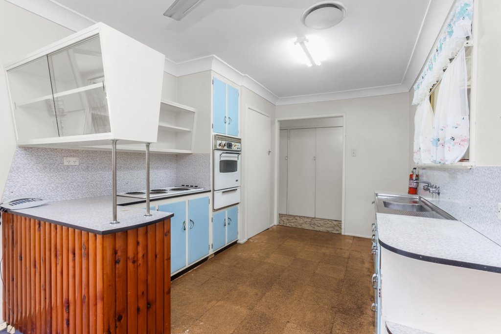 27 Shordley Street CHERMSIDE WEST 4