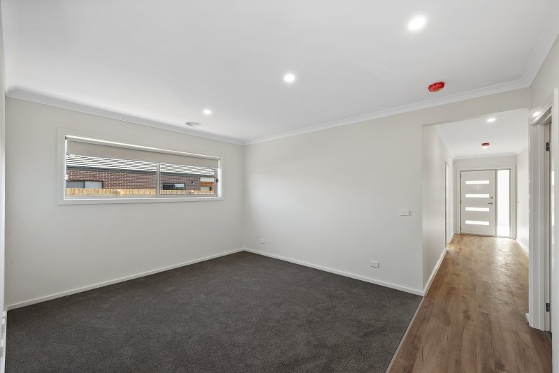 Gallery: 27 Sorrel Avenue