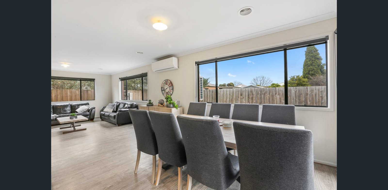 Gallery: 2/7 Spruhan Avenue