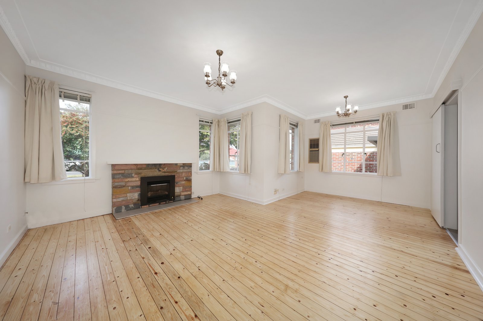 Gallery: 27 Stratford Avenue