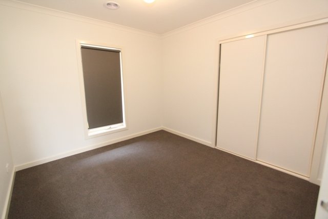 2/7 Symons Street WENDOUREE 6