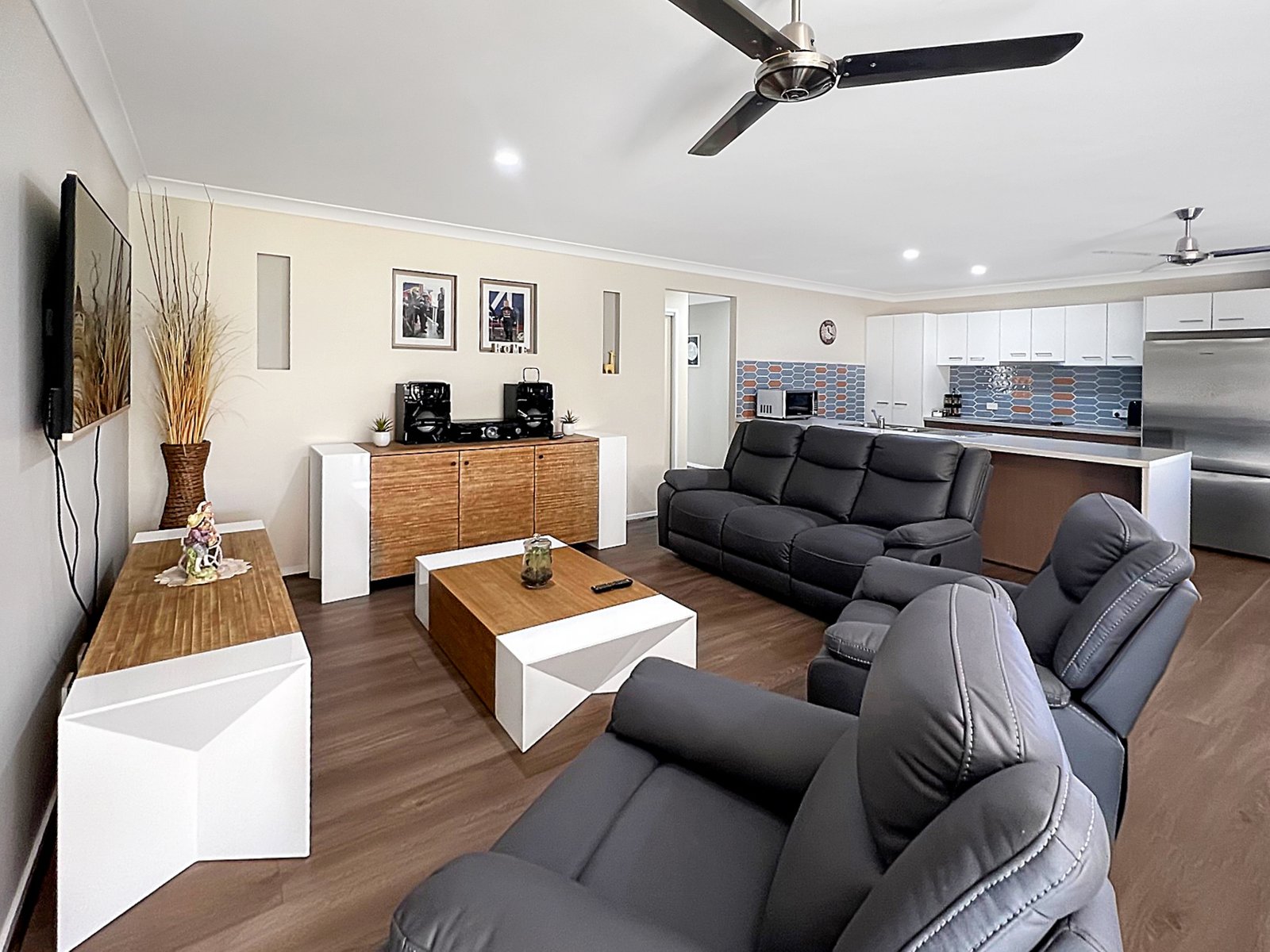 27 Tarrawonga Drive CALLIOPE 5