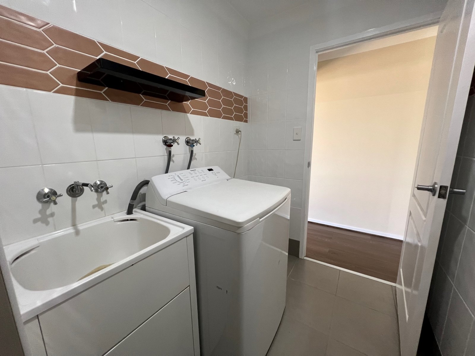 27 Tarrawonga Drive CALLIOPE 13