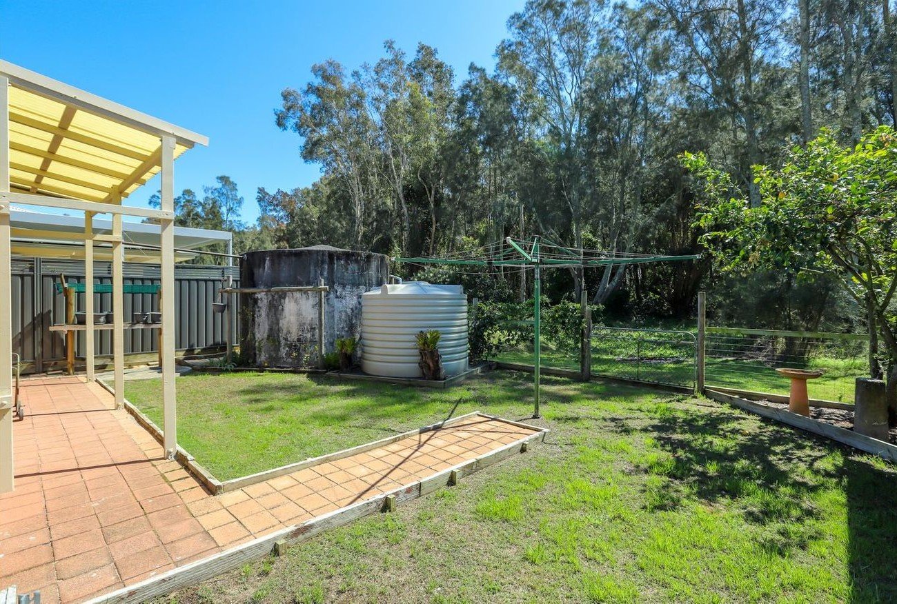 27 Taylor Road TAYLORS BEACH 13