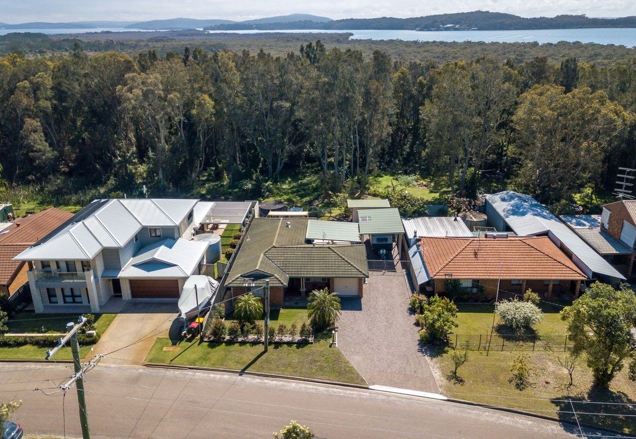 27 Taylor Road TAYLORS BEACH 15