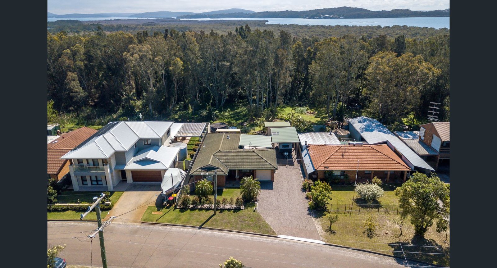 27 Taylor Road TAYLORS BEACH 2