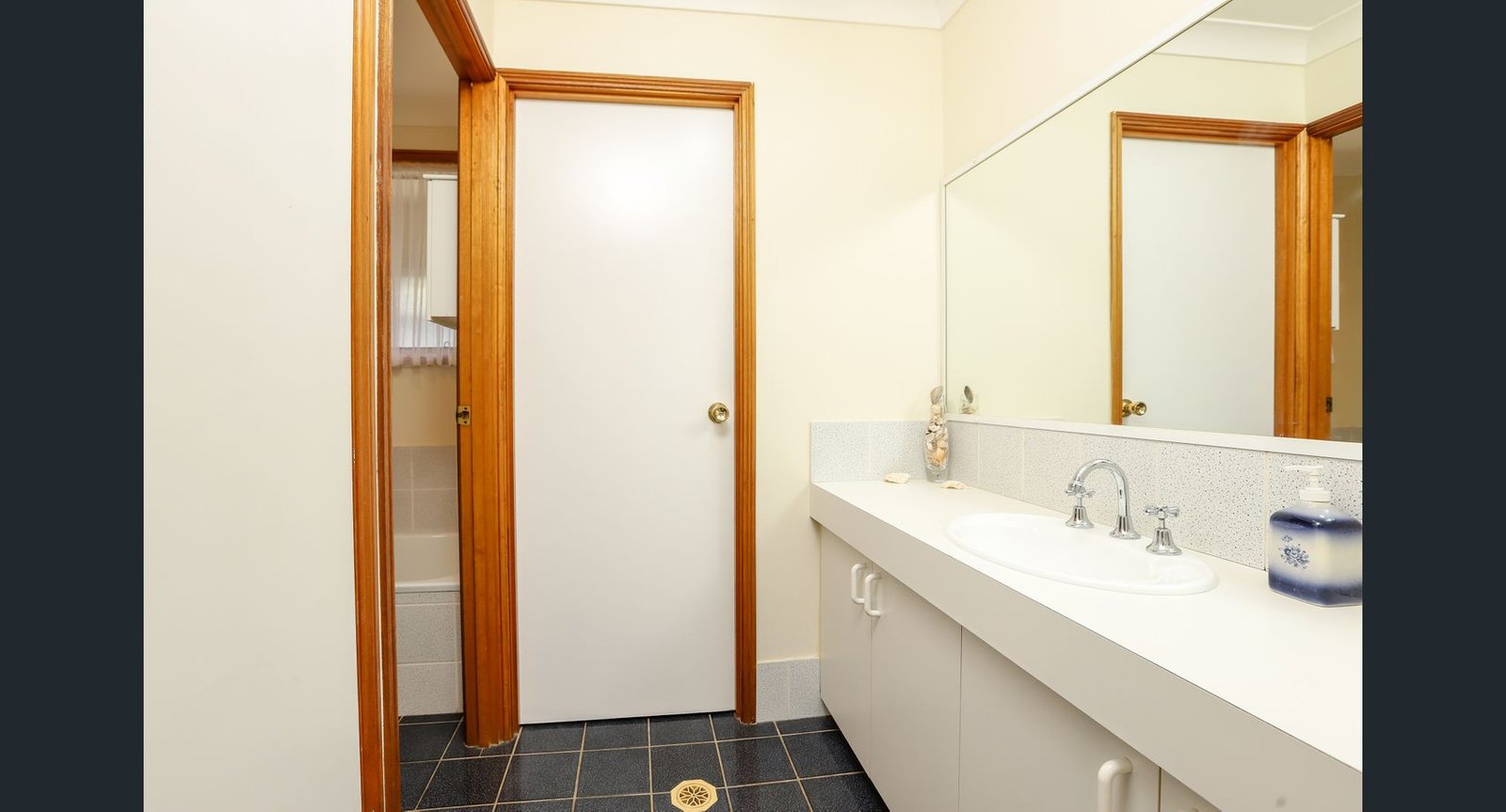 27 Taylor Road TAYLORS BEACH 13