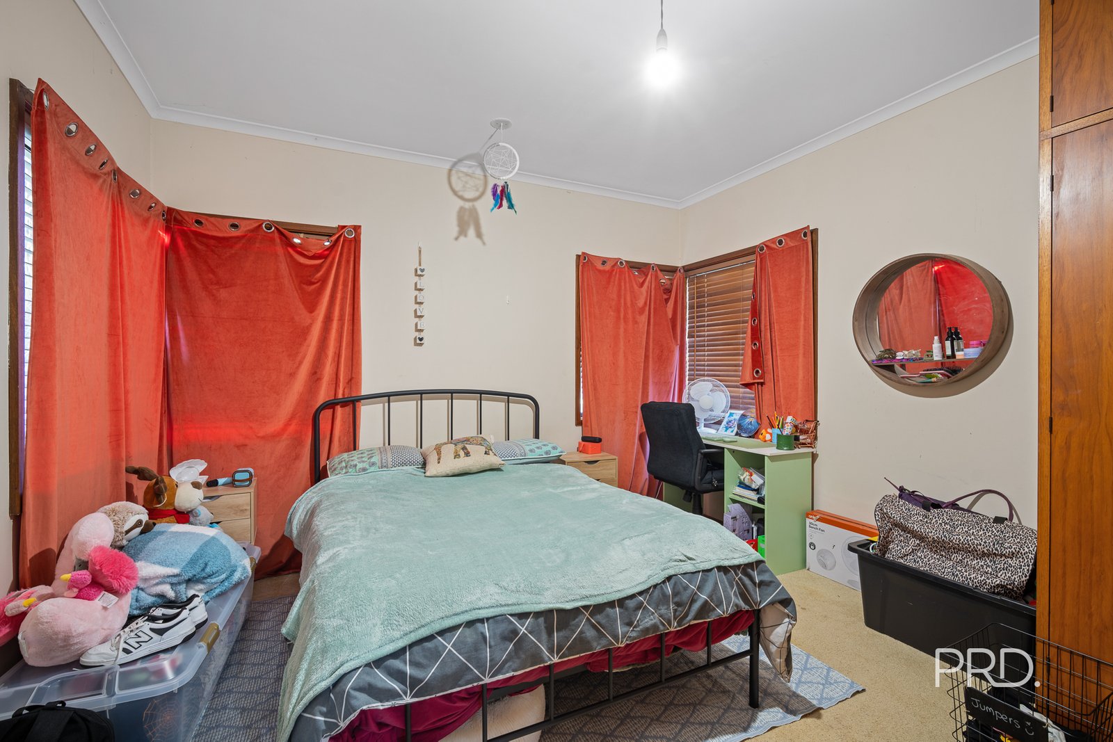 27 The Boulevarde  KOORINGAL 11