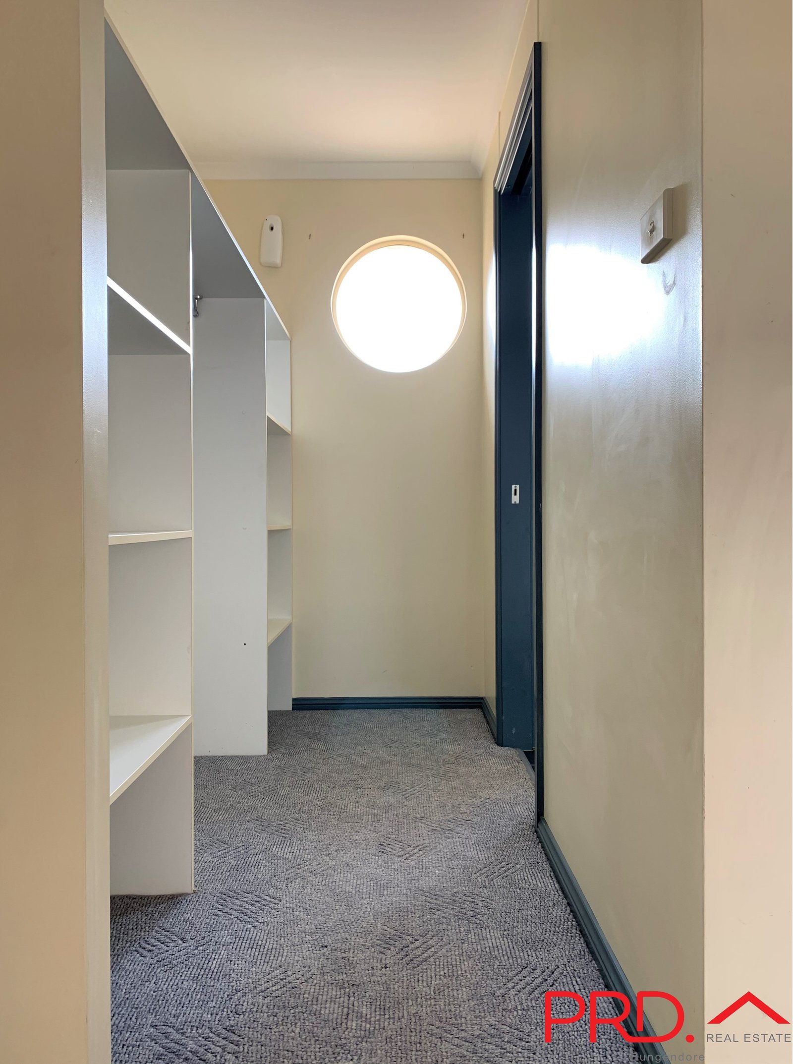 27 The Glen Road MANAR 7