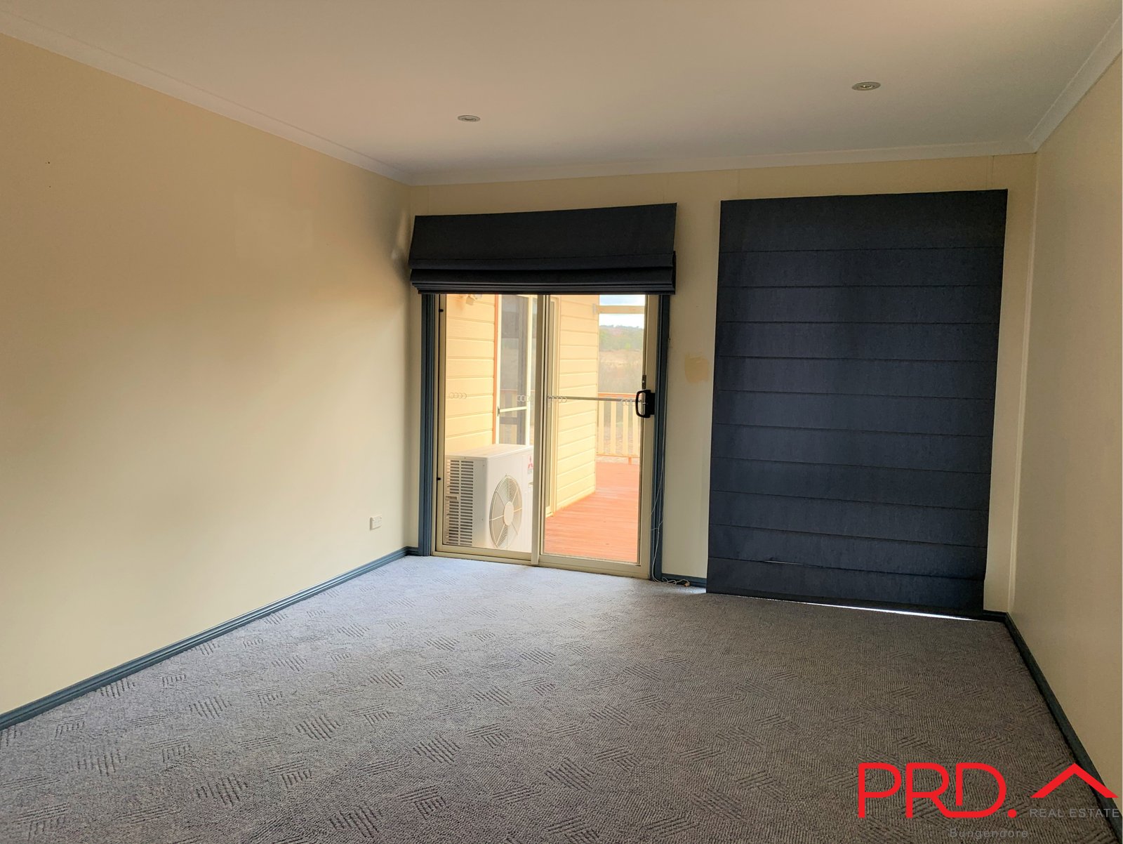 27 The Glen Road MANAR 5