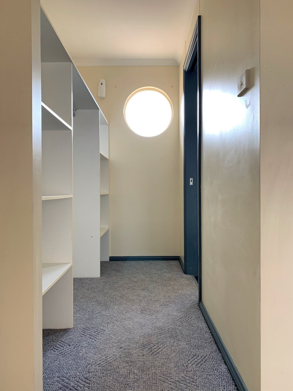 27 The Glen Road MANAR 6