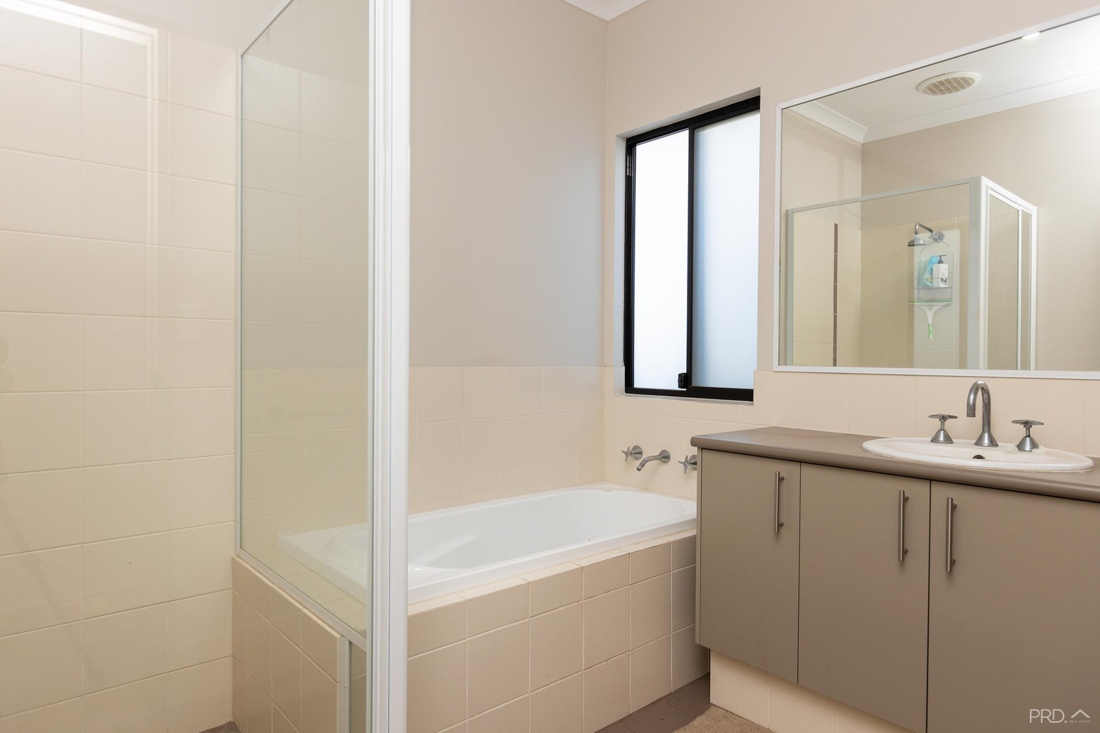 27 Tokumaru Bend BILINGURR 7