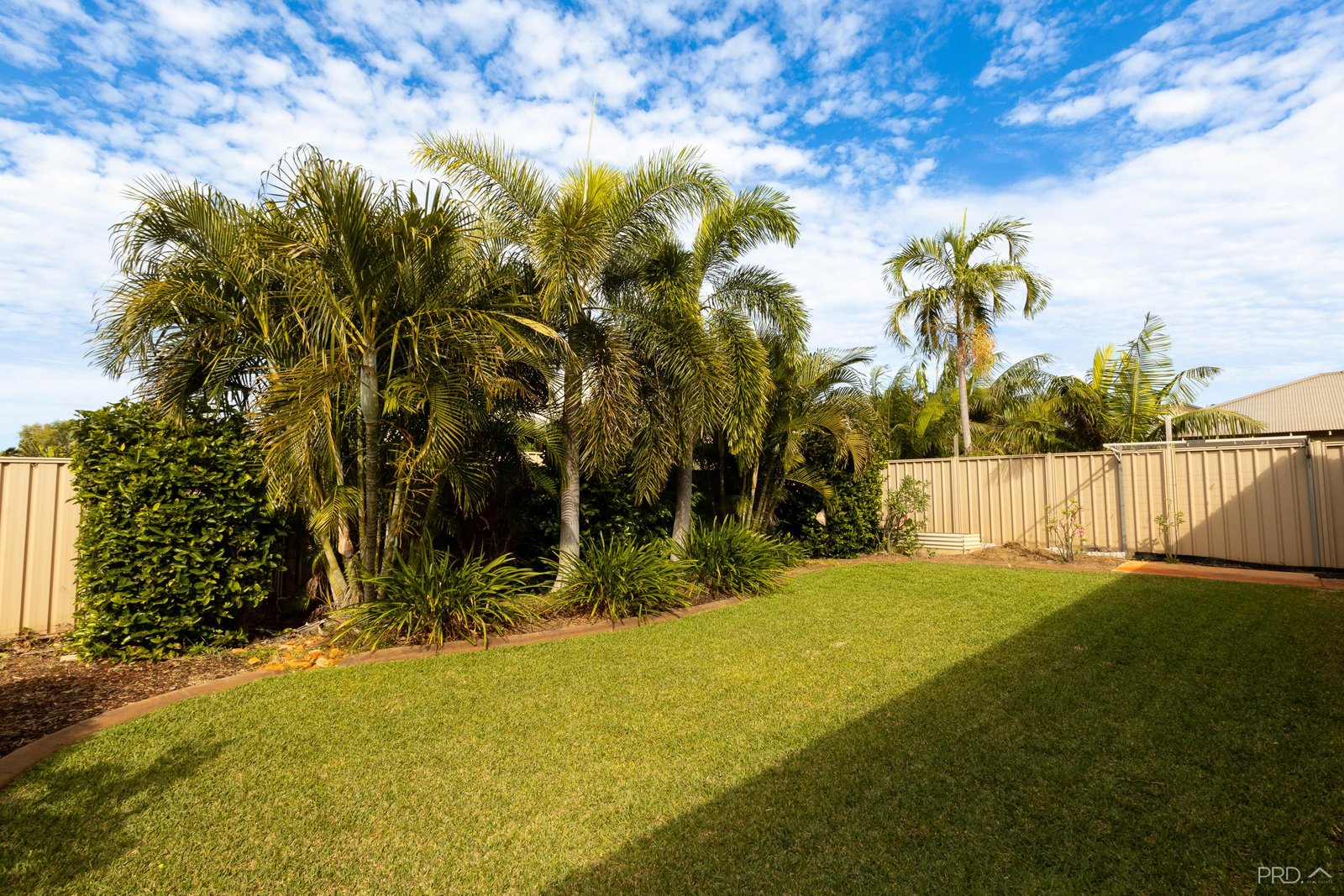 27 Tokumaru Bend BILINGURR 10