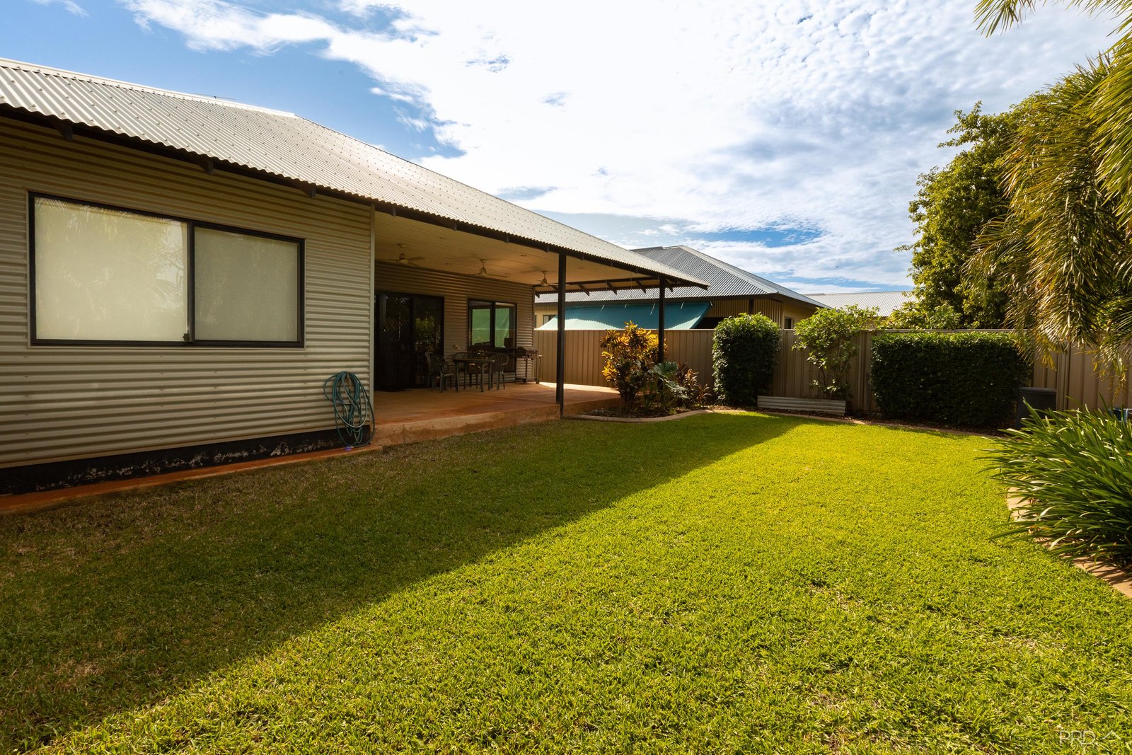 27 Tokumaru Bend BILINGURR 11