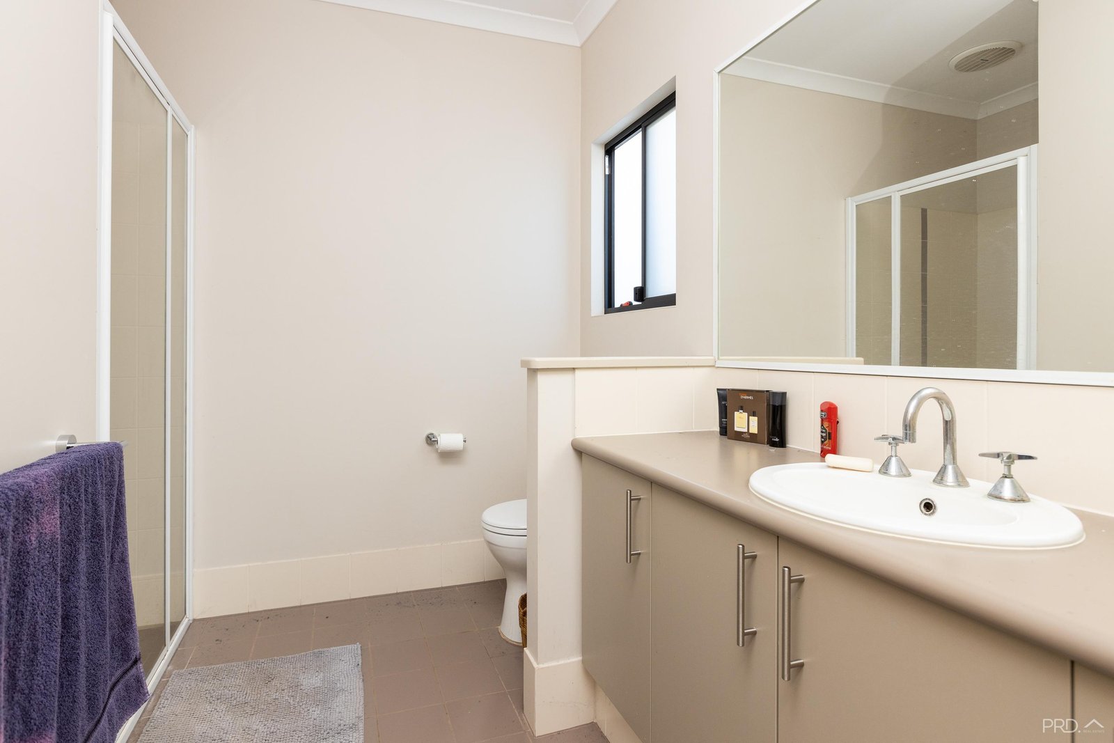 27 Tokumaru Bend BILINGURR 14