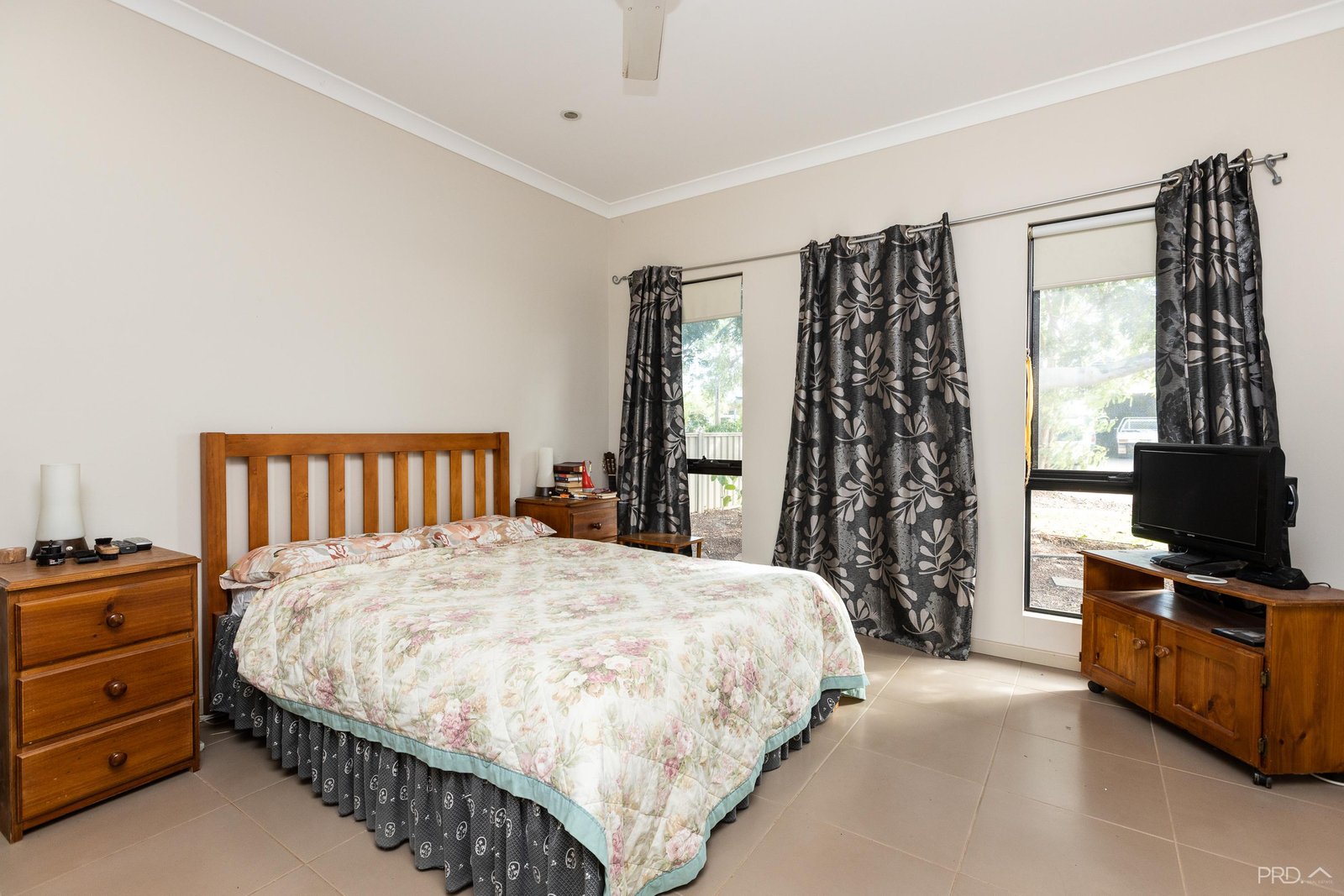 27 Tokumaru Bend BILINGURR 15