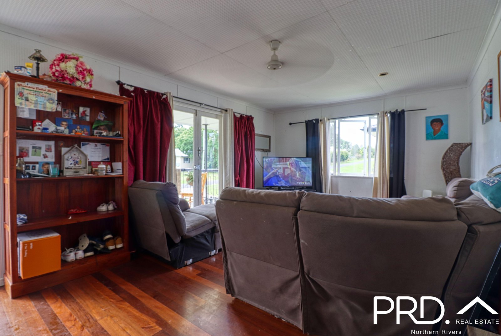 27 Tooloom Street URBENVILLE 2