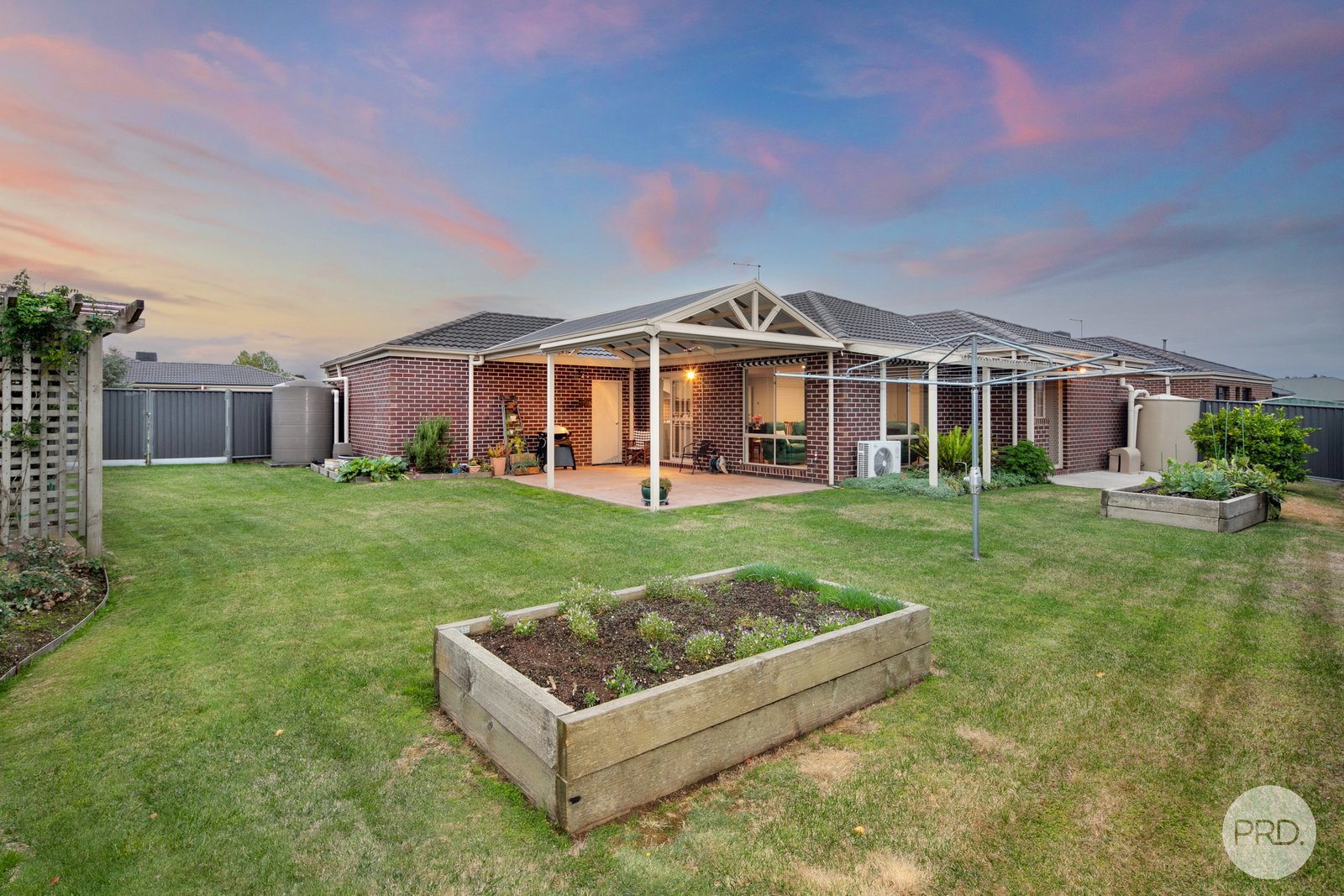 27 Tudor Avenue DELACOMBE 12