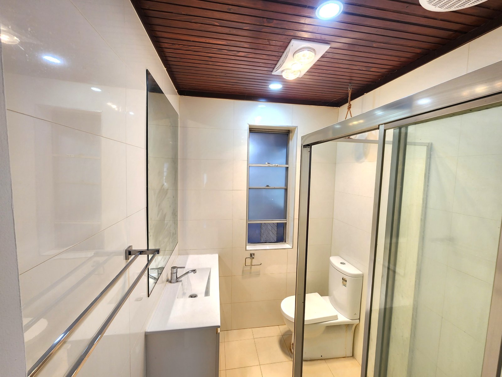 27 Tully Ave  LIVERPOOL 5