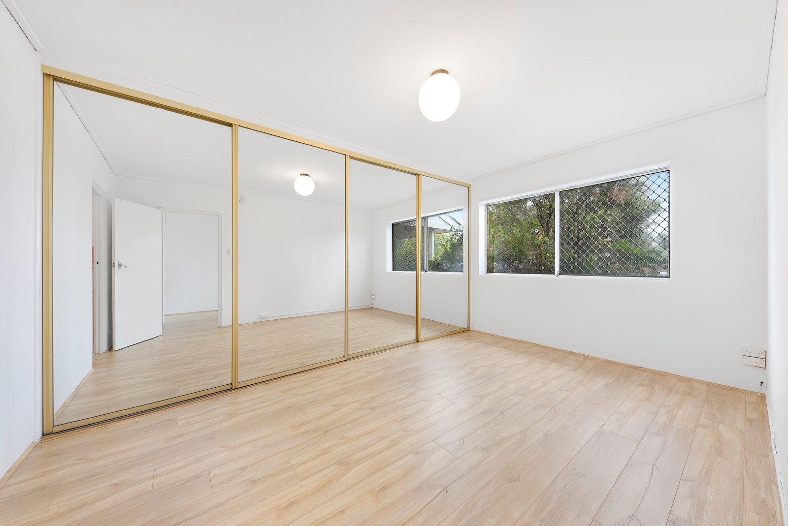 27 Tyrwhitt Street MAROUBRA 8