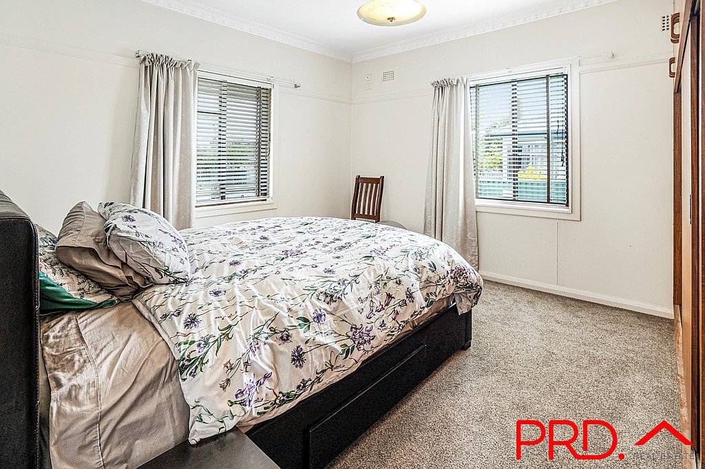 27 Vera Street TAMWORTH 4