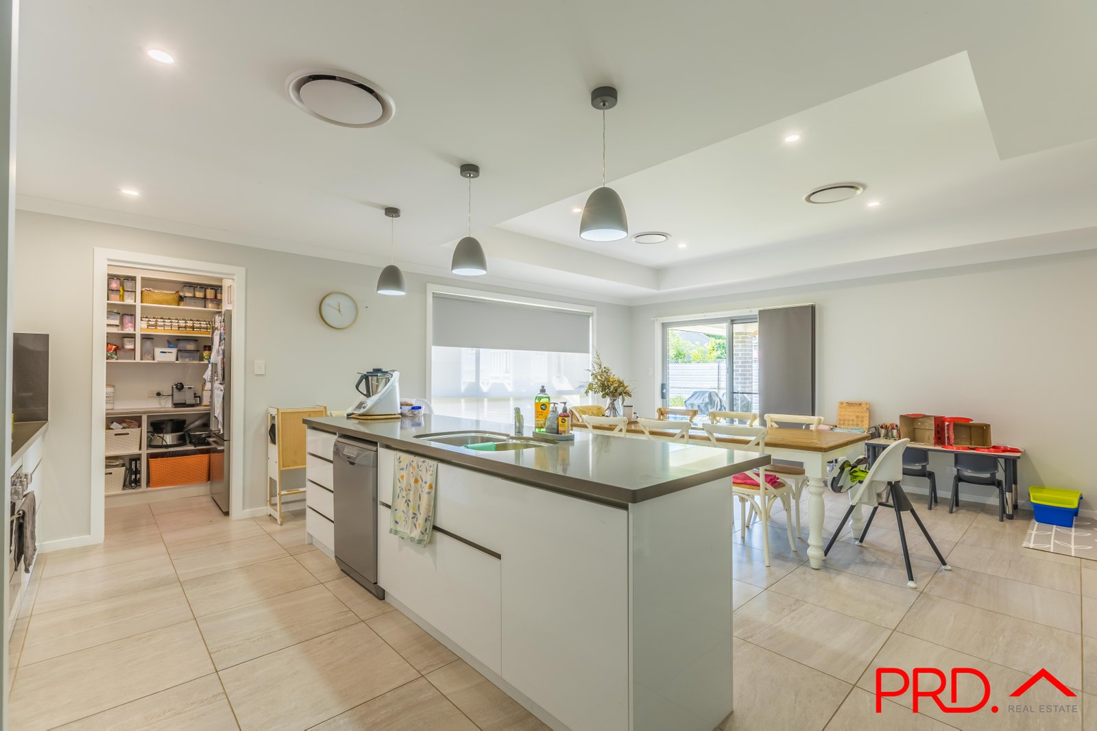 27 Verdelho Drive TAMWORTH 7