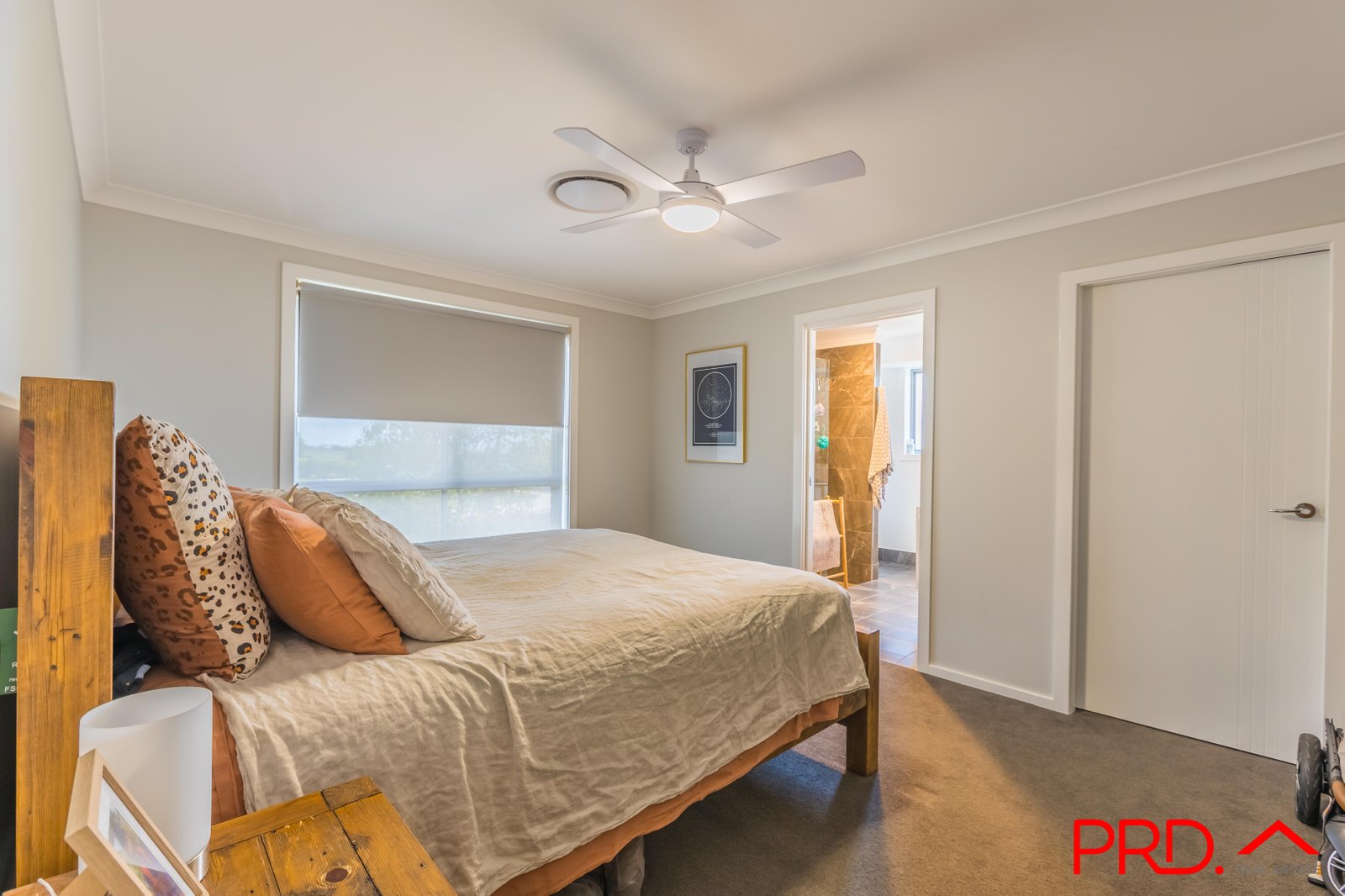 27 Verdelho Drive TAMWORTH 8