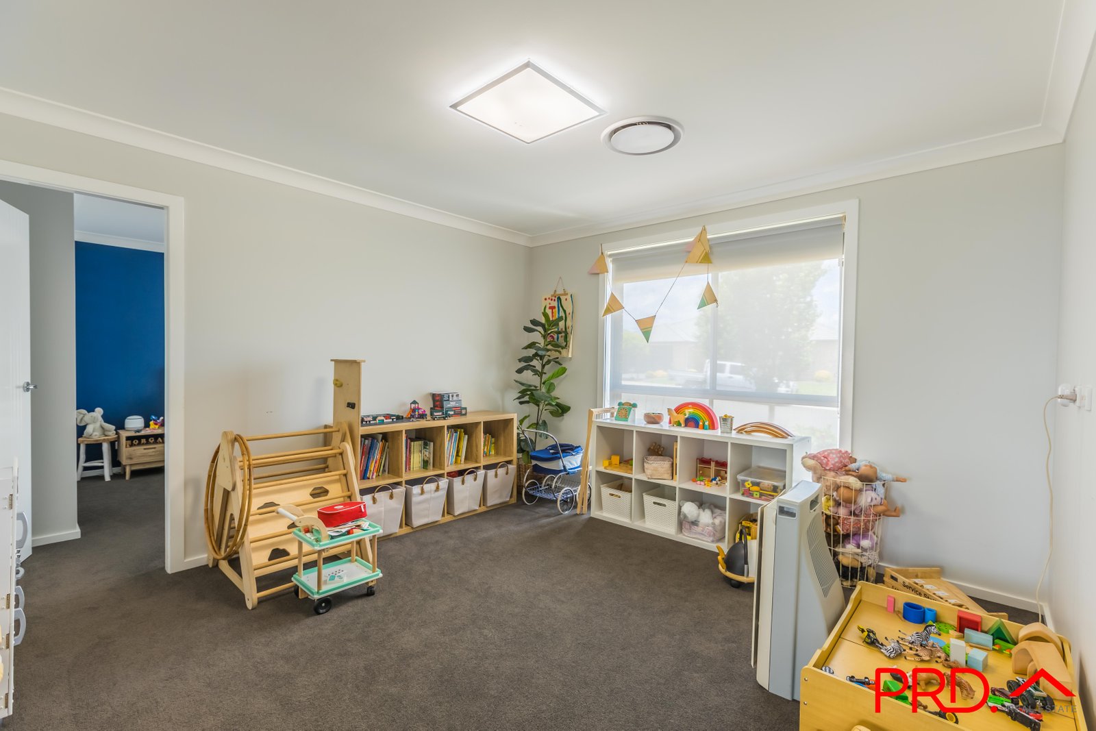 27 Verdelho Drive TAMWORTH 14