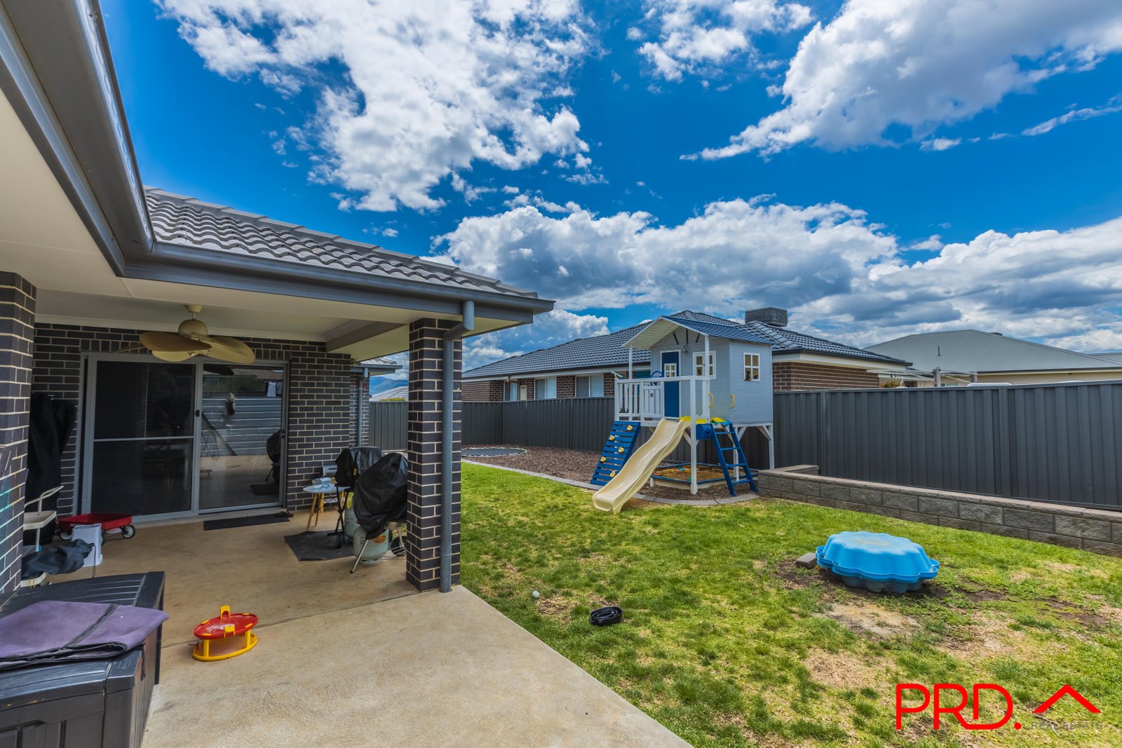 27 Verdelho Drive TAMWORTH 16