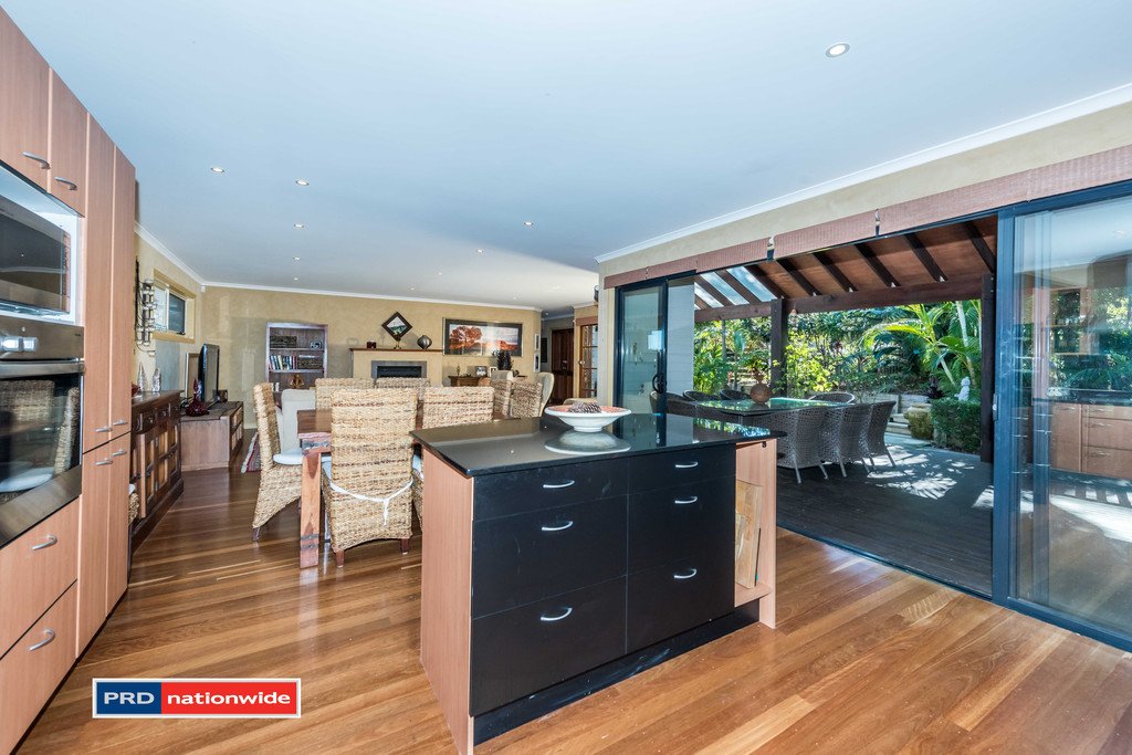 27 Victor Parade SHOAL BAY 14