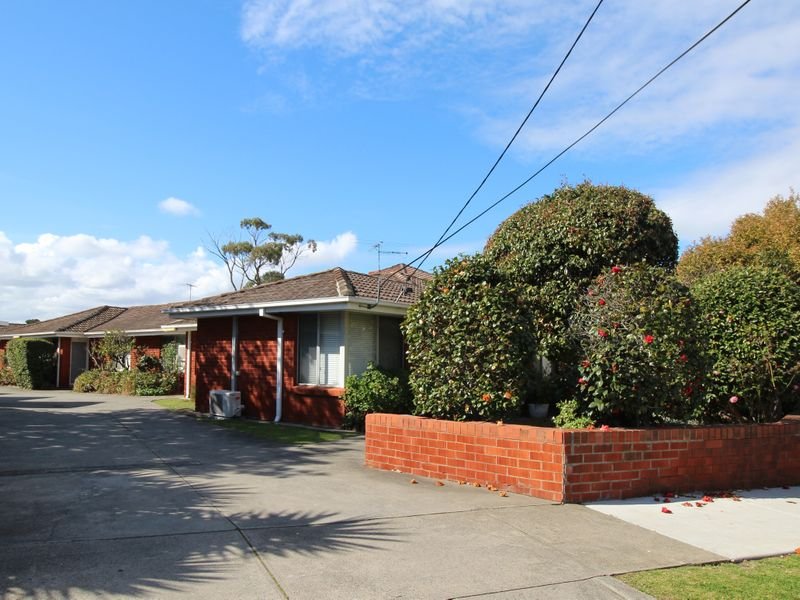 Gallery: 2/7 Wakool Avenue