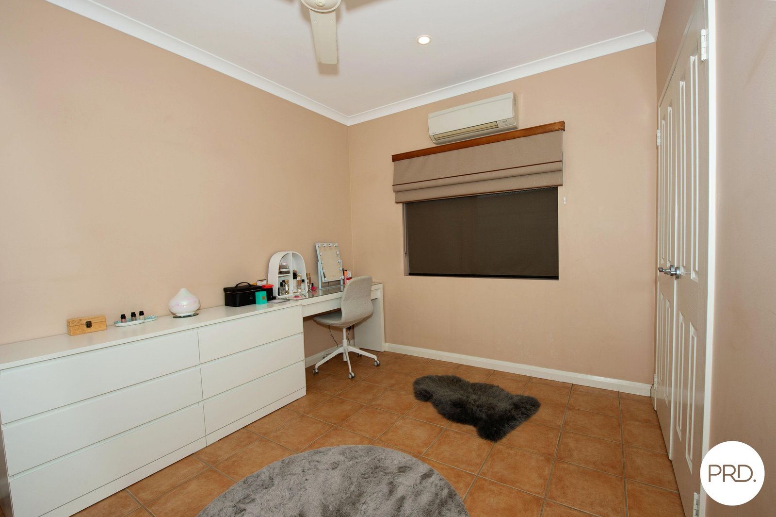 27 Walkington Circle MILLARS WELL 8