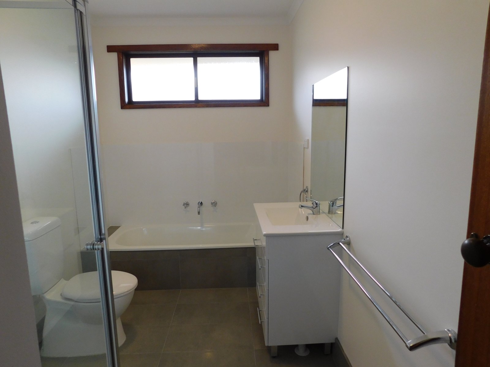 Gallery: 27 Walpole Avenue