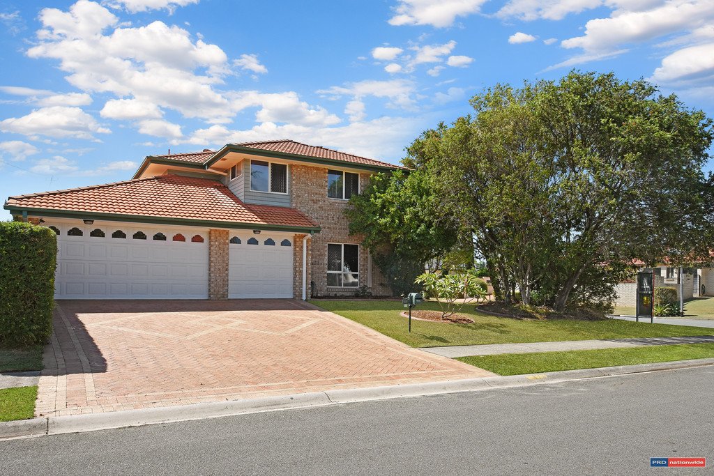 27 Warbler Parade VARSITY LAKES 2