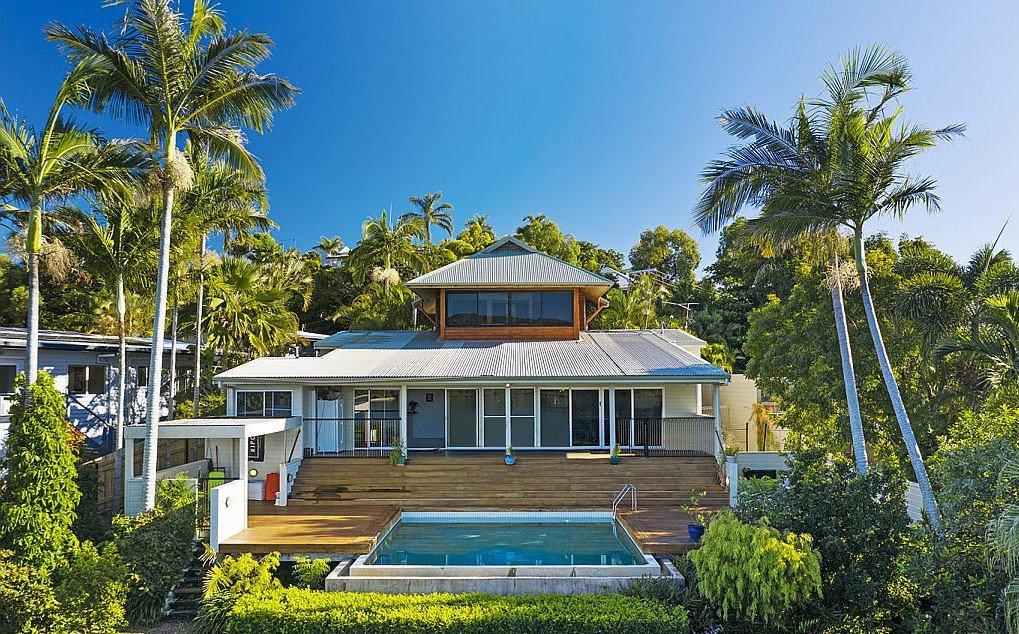 27 Warrain Street SHUTE HARBOUR 11