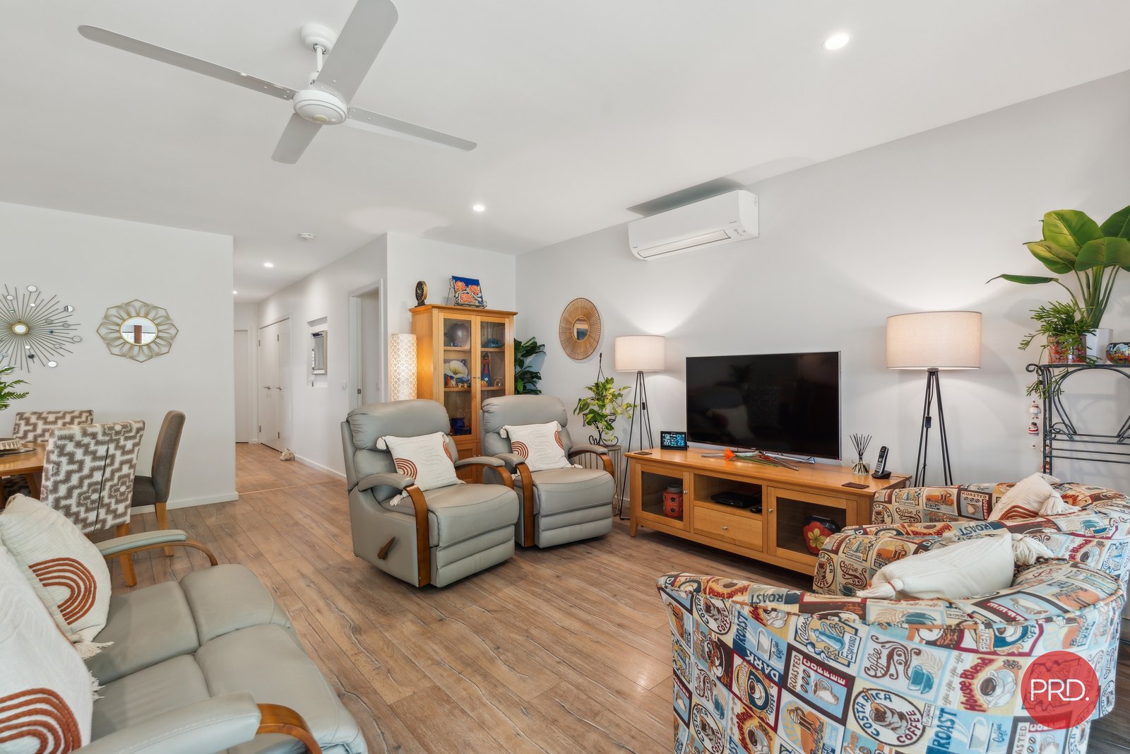 27 Watergum Close SAPPHIRE BEACH 12