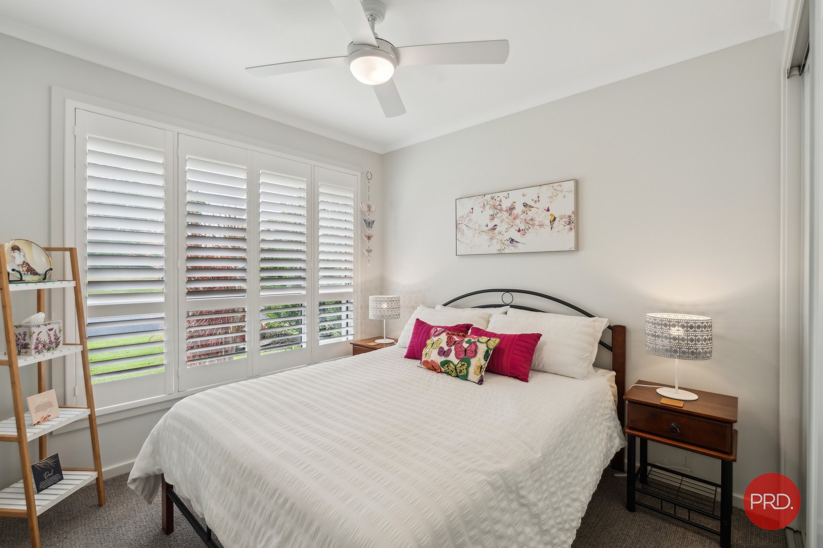 27 Watergum Close SAPPHIRE BEACH 18