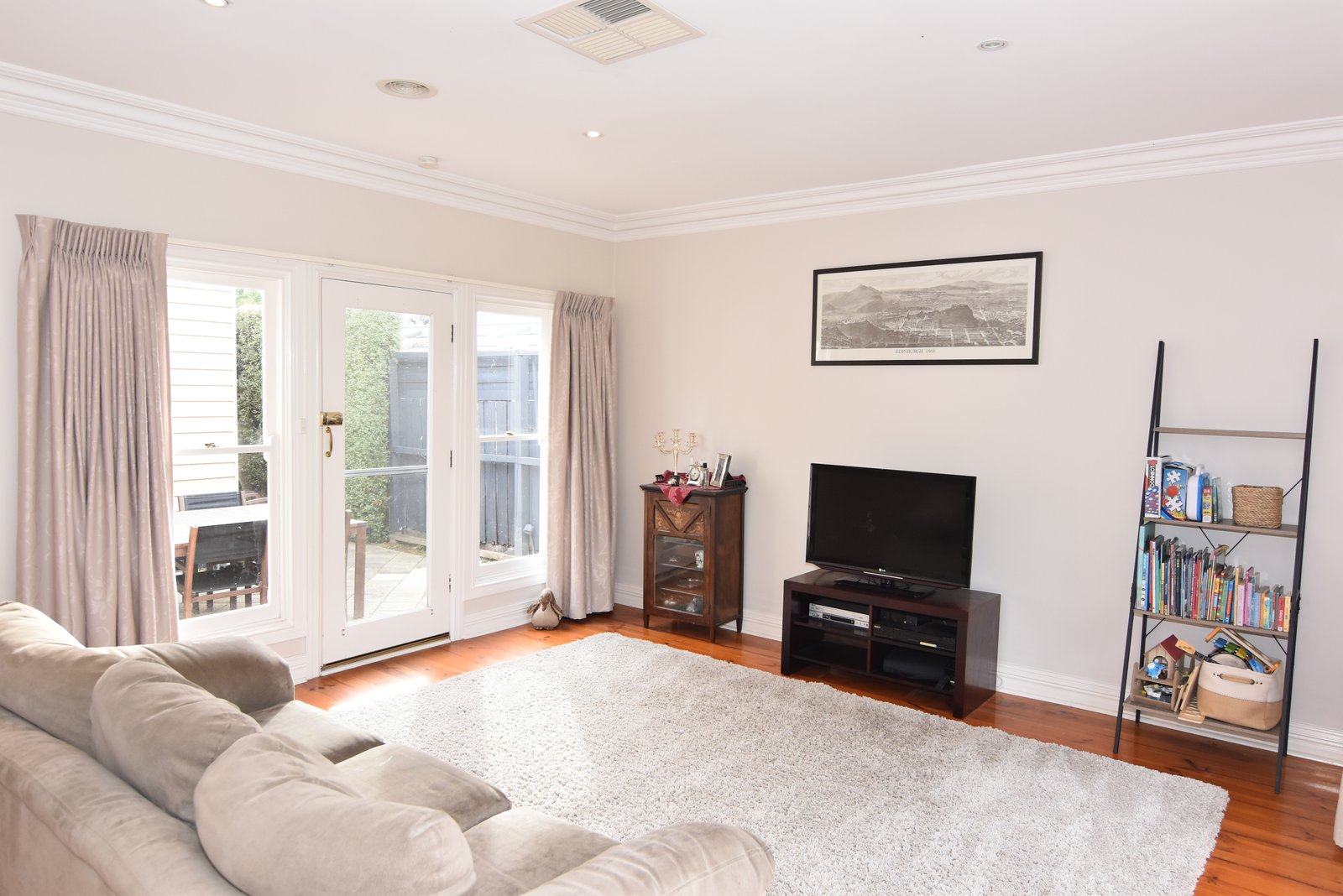 Gallery: 27 Weller Street